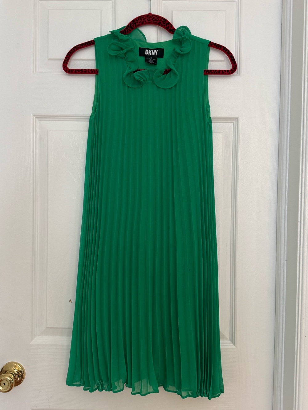 DKNY Women’s pleated midi dress size 2